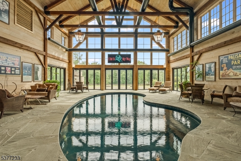 106 Mountain Top Rd