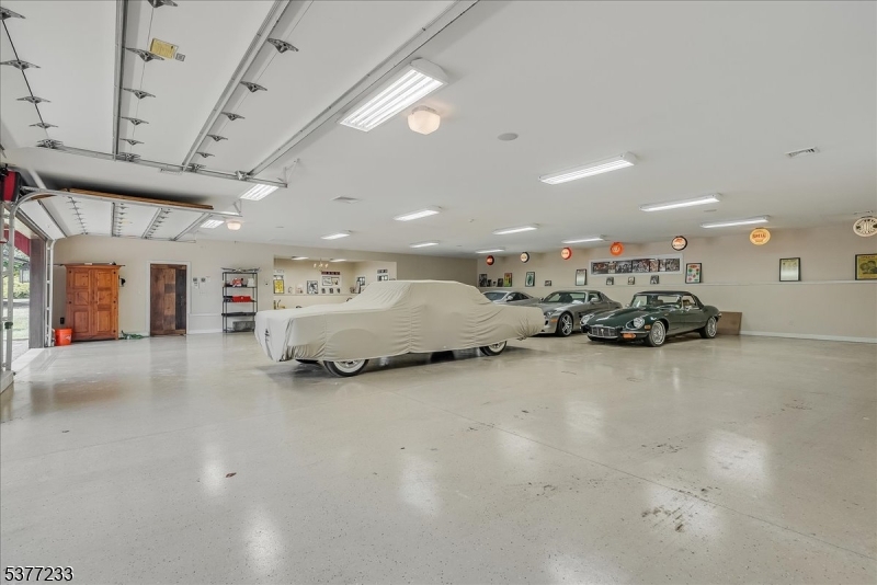 106 Mountain Top Rd