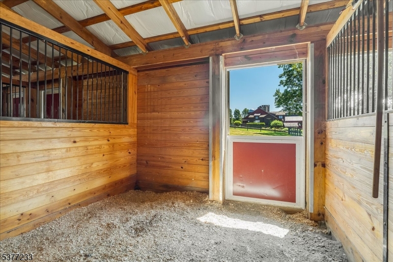 106 Mountain Top Rd