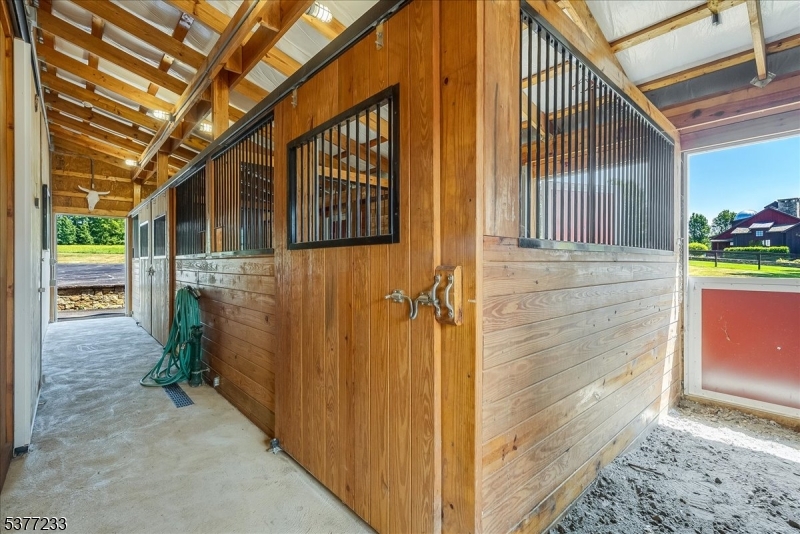 106 Mountain Top Rd