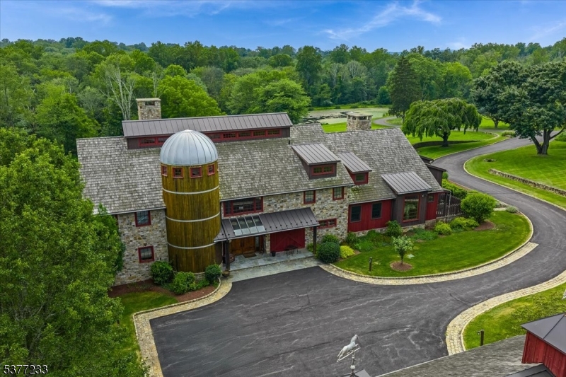 106 Mountain Top Rd