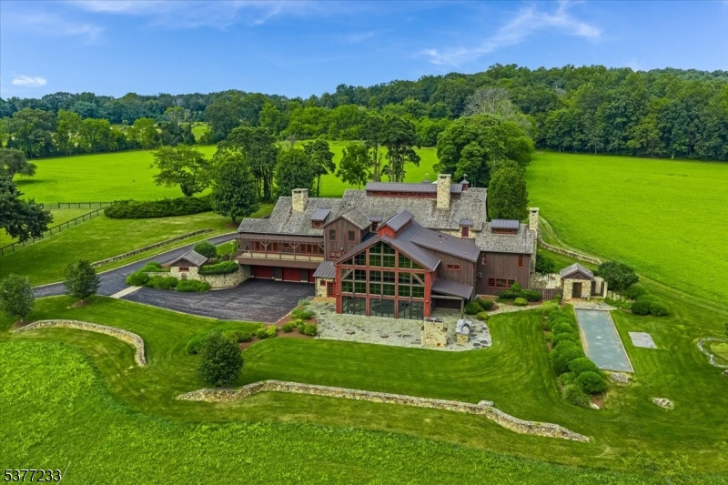 106 Mountain Top Rd