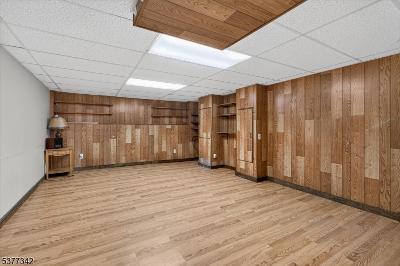 7 Faber Pl