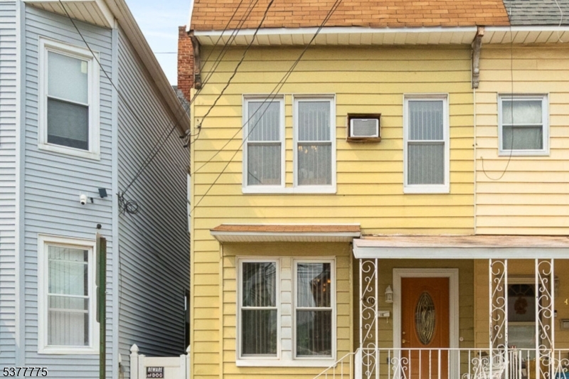 430 Central Ave