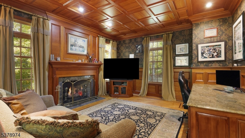 23 Charlotte Hill Dr