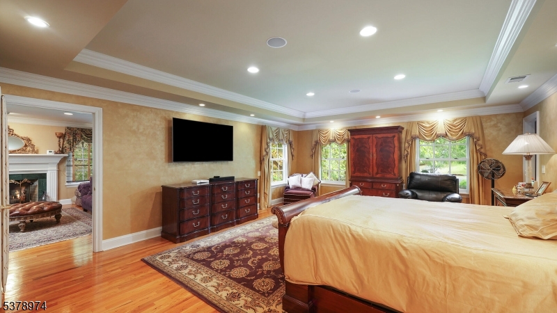 23 Charlotte Hill Dr