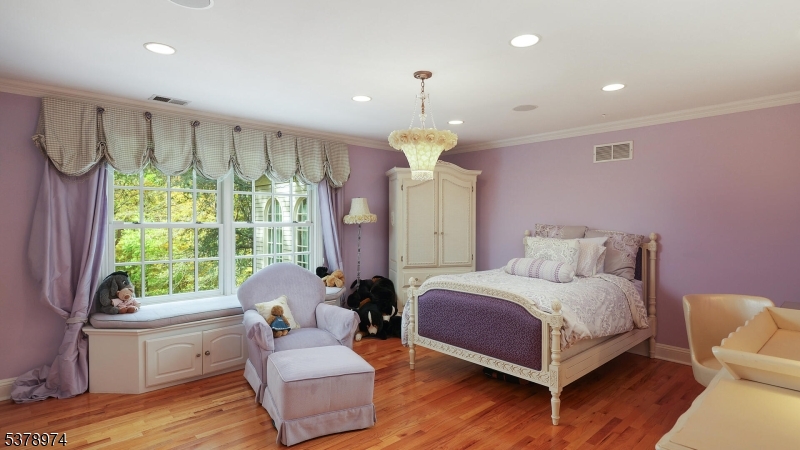 23 Charlotte Hill Dr