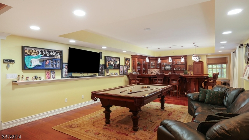 23 Charlotte Hill Dr