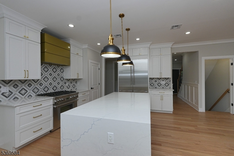 352 Woodland Rd