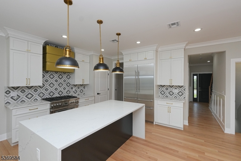 352 Woodland Rd