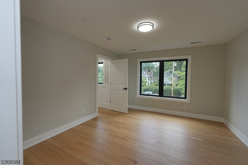 352 Woodland Rd