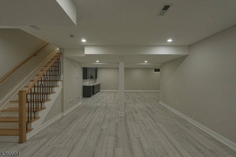 352 Woodland Rd
