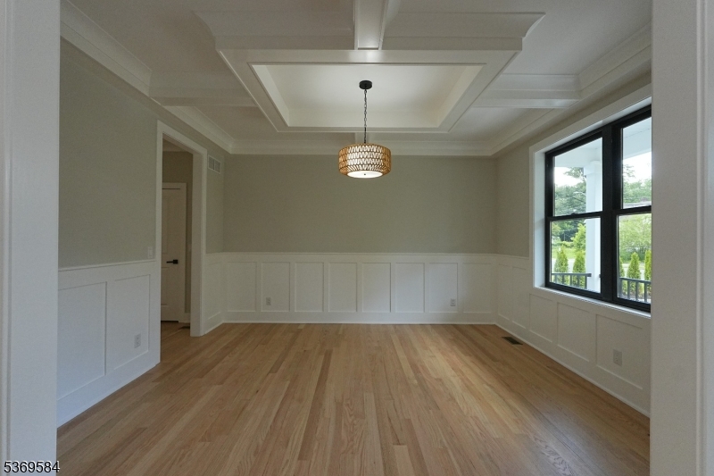 352 Woodland Rd