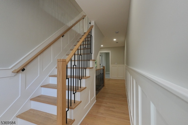 352 Woodland Rd