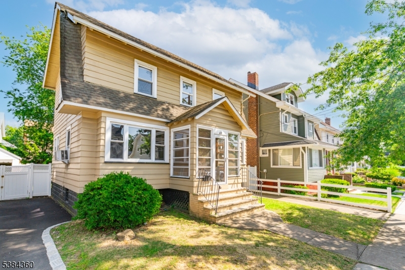68 Richelieu Pl