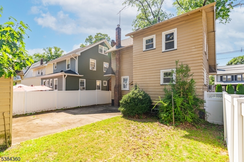 68 Richelieu Pl