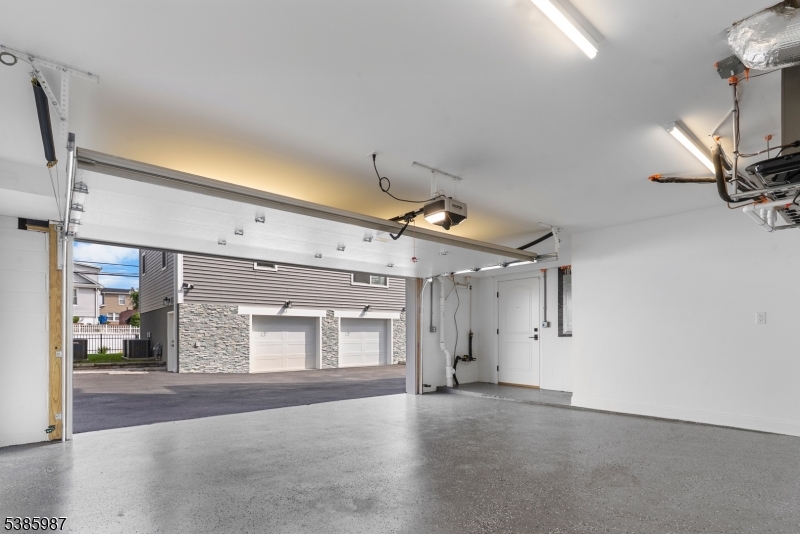 182 East 25th Street