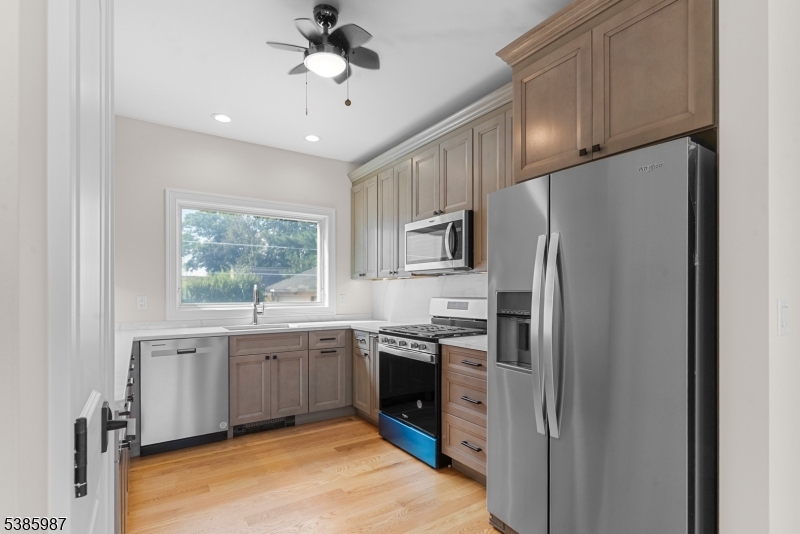 182 East 25th Street