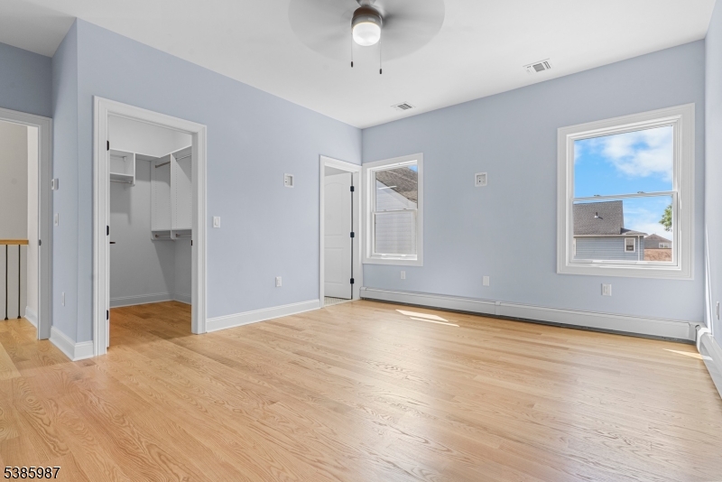 182 East 25th Street