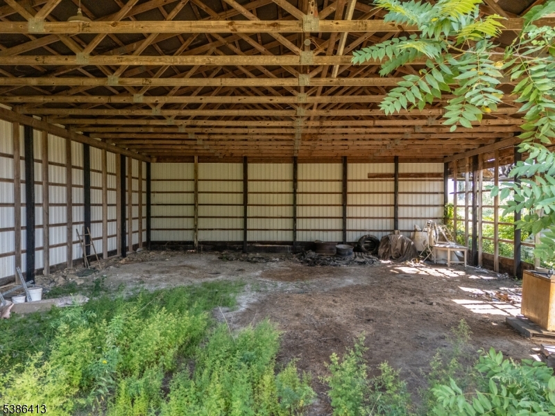 16 Hewitt Rd