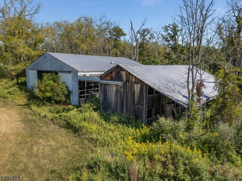 16 Hewitt Rd