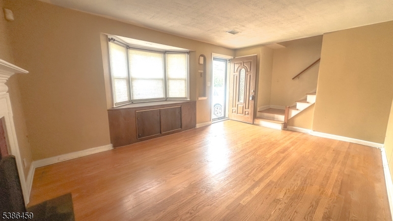 706 Cedar Ave