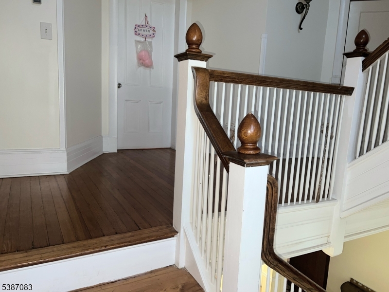 377 Hillside Ave