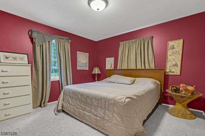 27 Underwood Dr