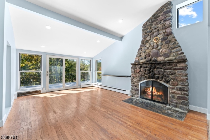 26 Rock Rd