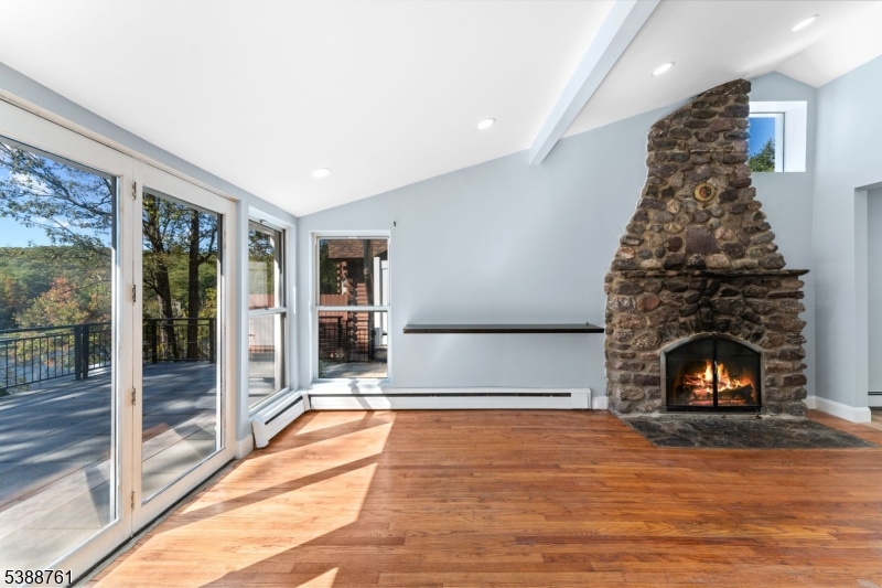 26 Rock Rd