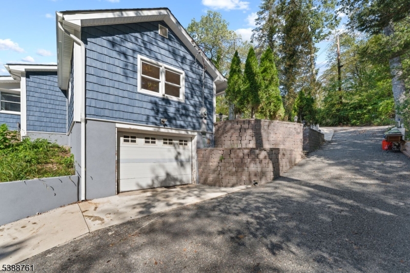 26 Rock Rd