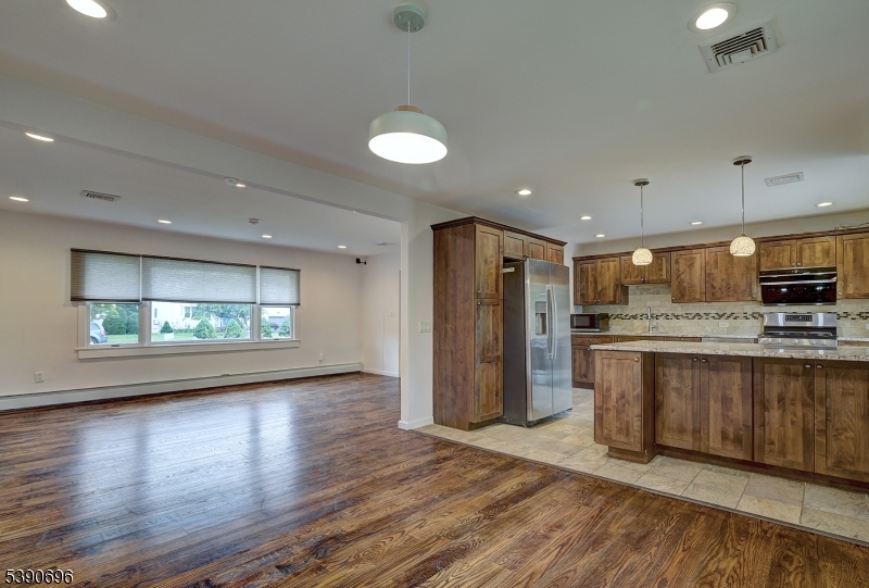 819 Ridgewood Rd