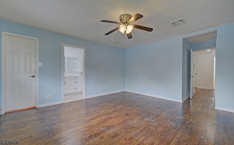 819 Ridgewood Rd