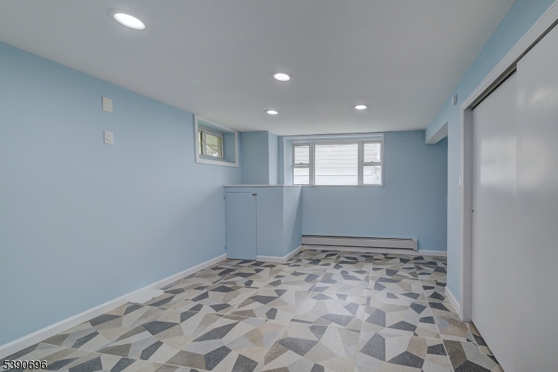 819 Ridgewood Rd