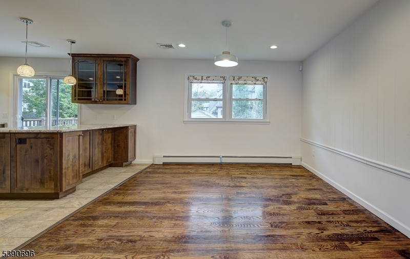 819 Ridgewood Rd