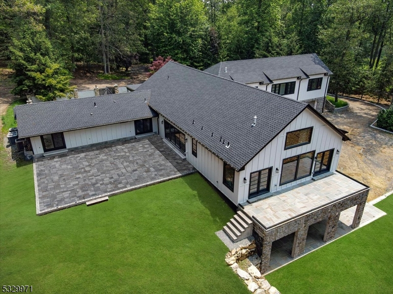 136 Mount Harmony Rd