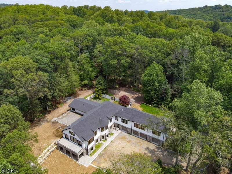 136 Mount Harmony Rd