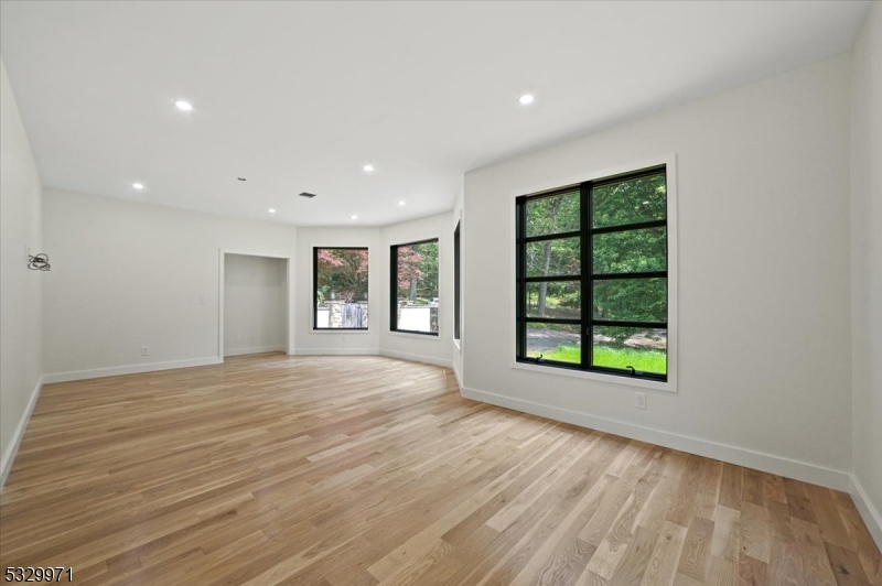 136 Mount Harmony Rd