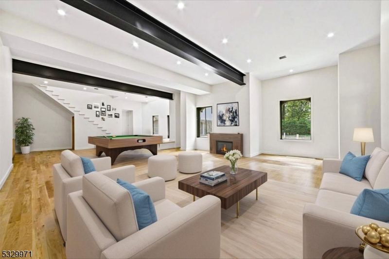 136 Mount Harmony Rd