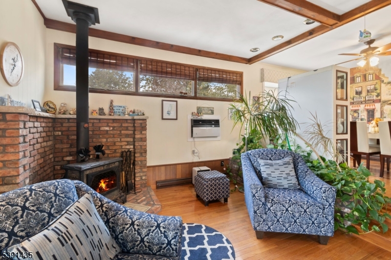 64 Ithanell Rd
