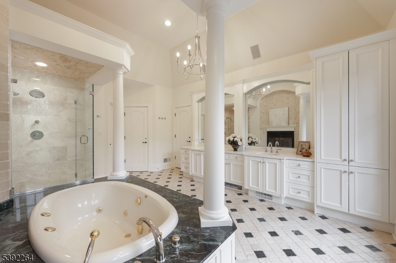 174 Liberty Corner Rd