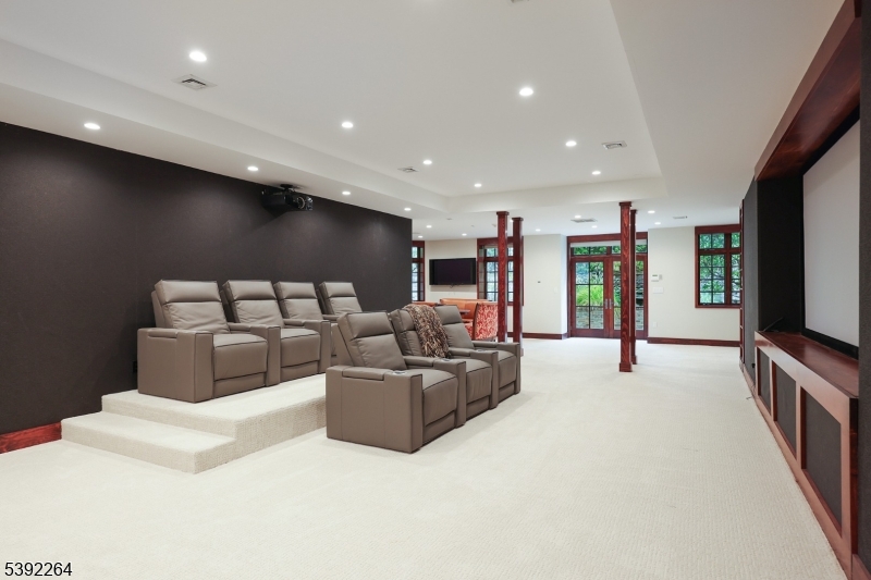 174 Liberty Corner Rd