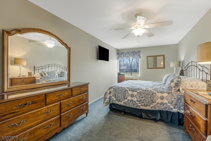 1825 Kennesaw Way