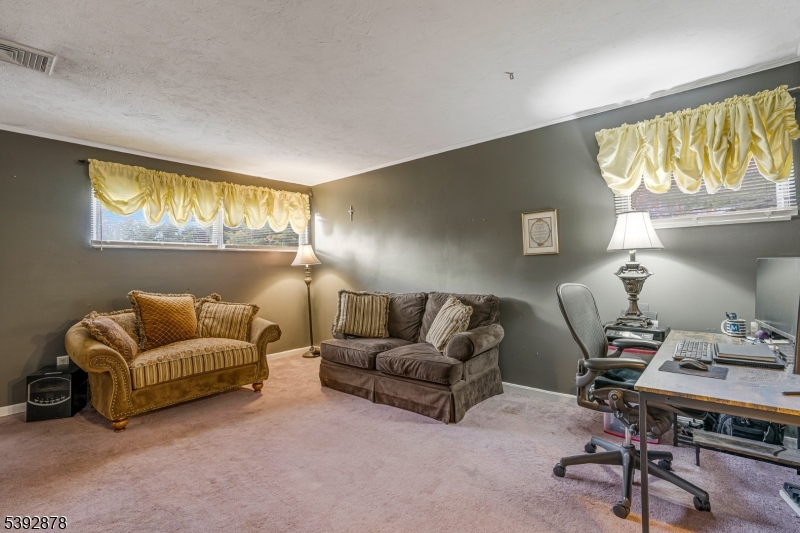 1825 Kennesaw Way