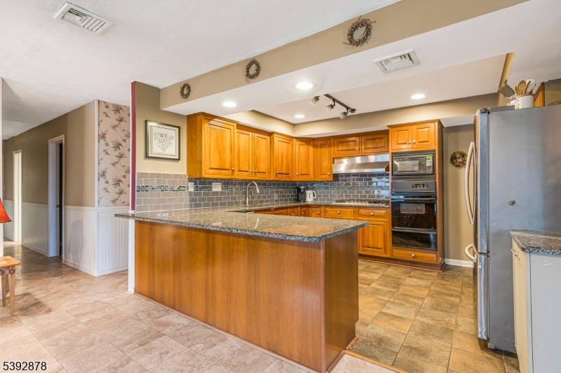 1825 Kennesaw Way