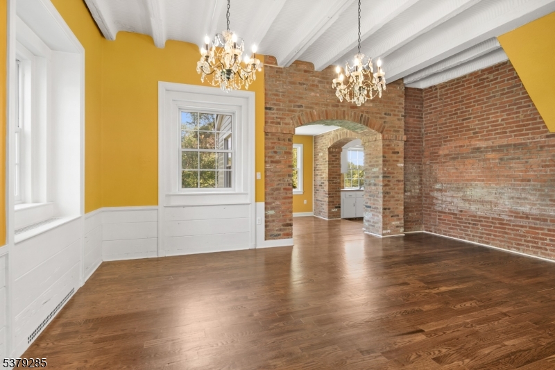 49 Liberty Corner Rd