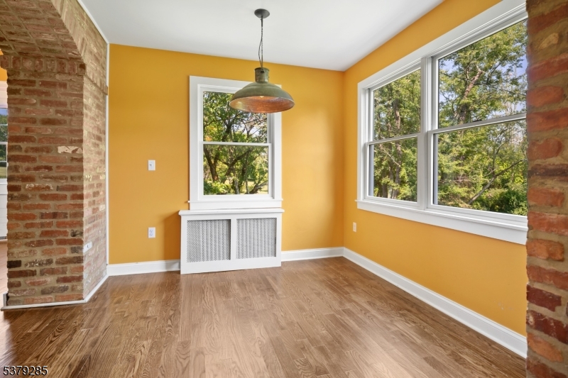 49 Liberty Corner Rd