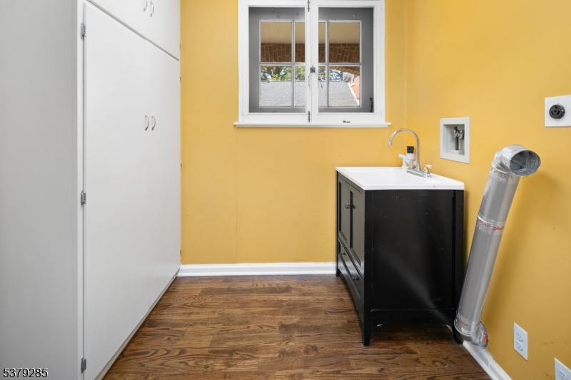 49 Liberty Corner Rd