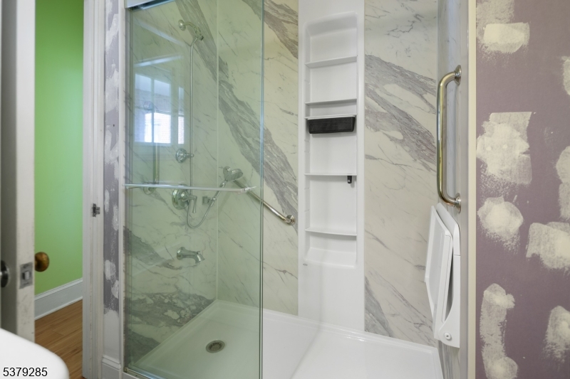 49 Liberty Corner Rd