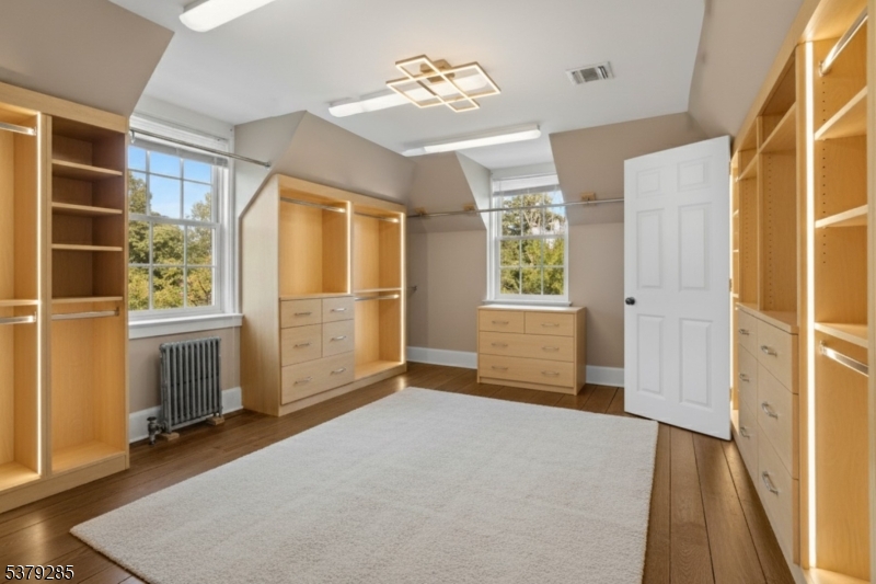 49 Liberty Corner Rd